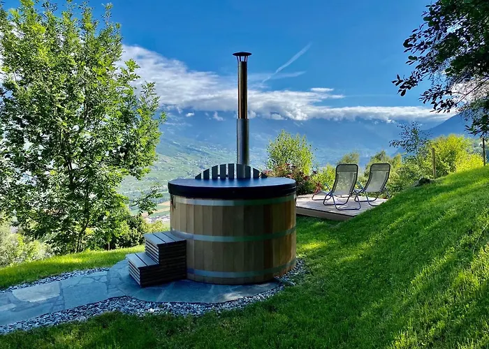 Eco Lodge With Jacuzzi And View In The Swiss Alps Grone photo