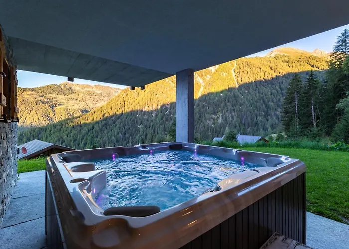 Authentic Swiss Spa Chalet Nesoya Jacuzzi Sauna Riddes Foto