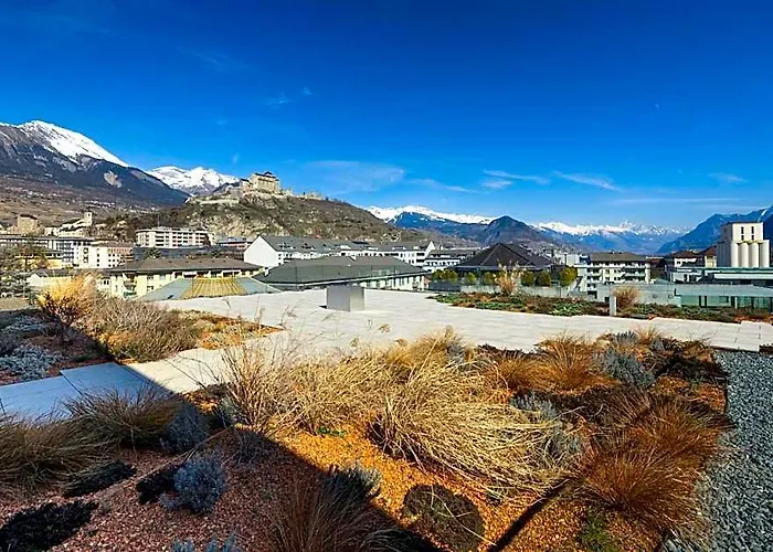 Holiday Inn Express And Suites Sion By Ihg photo